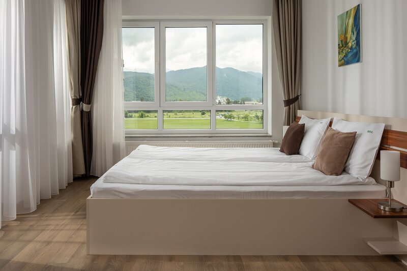 Brasov Garsoniera de inchiriat Avantgarden Bartolomeu loc de parcare inclus